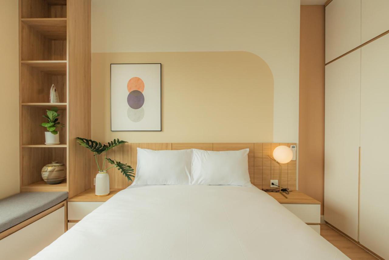 9Trip Stay In Soho Residence - 3 Bedrooms Apartment In District 1, Next To Bui Vien Walking Street - Free Saigon Nightlife Walking Tour Ho Chi Minh City Exterior photo